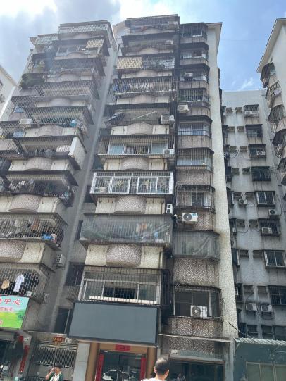 深圳市龙华区玉华花园玉进阁910房产