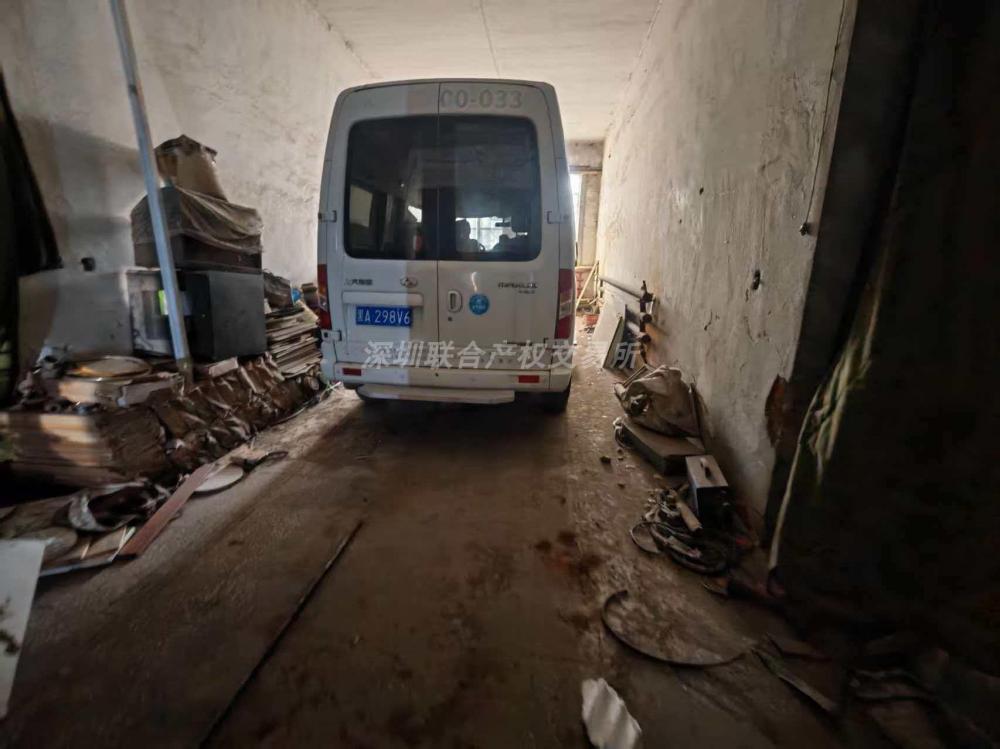 牙克石市汇流河发电厂道北车库（含院落）整体出租