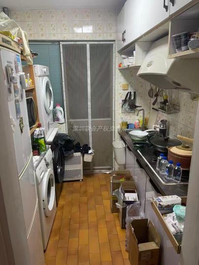 深圳市南山区蛇口工业区兴华路海滨花园多层公寓区海滨花园蓝海楼07栋302